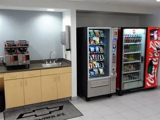 Mini-Combo-Vending-Machine-for-Food-and-Drinks-and-Snacks (7)