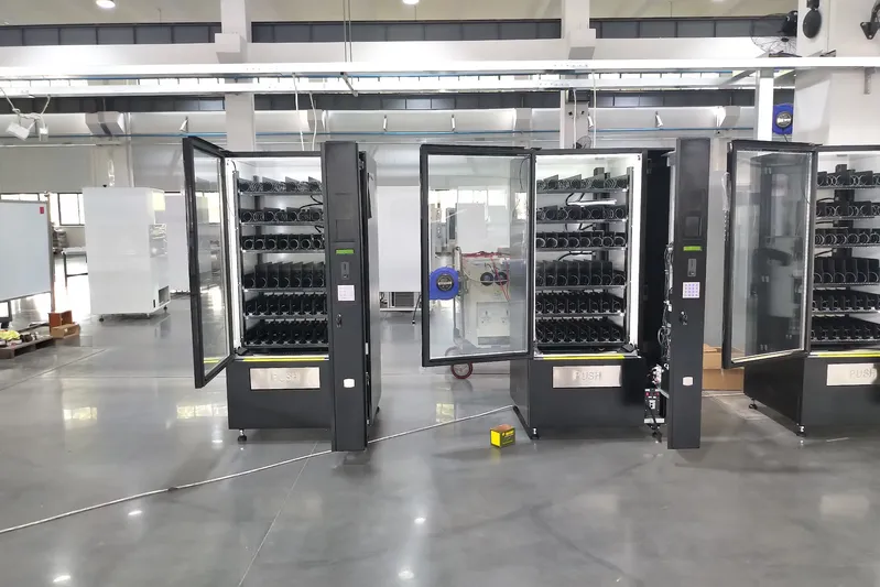 CV Series Vending Machines Factory Assembly Line, Mass Production Capacity