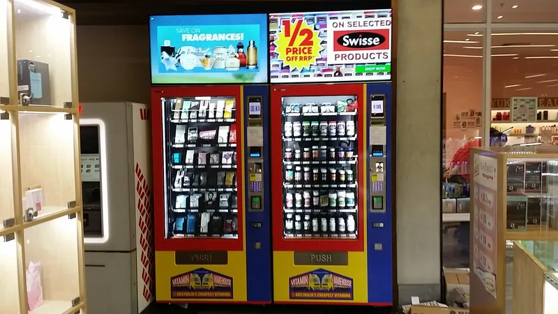 High-Quality-China-Manufacturer-Vending-Machine-with-48-Selections (1)