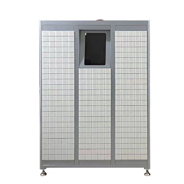 c325‑locker‑vending‑machine‑real‑product‑photo.jpg